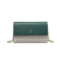 CH exquisita artesanía bandolera diseño ligero elementos de letras Color bloqueado bolso de cadena para mujer mochila de lujo de alta gama - details 4