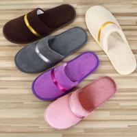 Zapatillas desechables de invierno para hombre y mujer, Zapatillas de casa de Hotel, sandalias de viaje portátiles antideslizantes, chanclas suaves y cálidas de lana Coral, 1 par - details 14