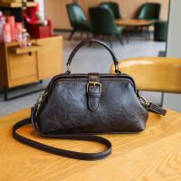 Mini bolso pequeño con clip para mujer, nuevo bolso simple y moderno para teléfono móvil con correa de hombro tipo doctor para mujer - details 39