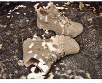 Zapatos de senderismo de estilo clásico para hombre, zapatillas antideslizantes con cordones resistentes al desgaste, deportivas para correr al aire libre, novedad - details 10