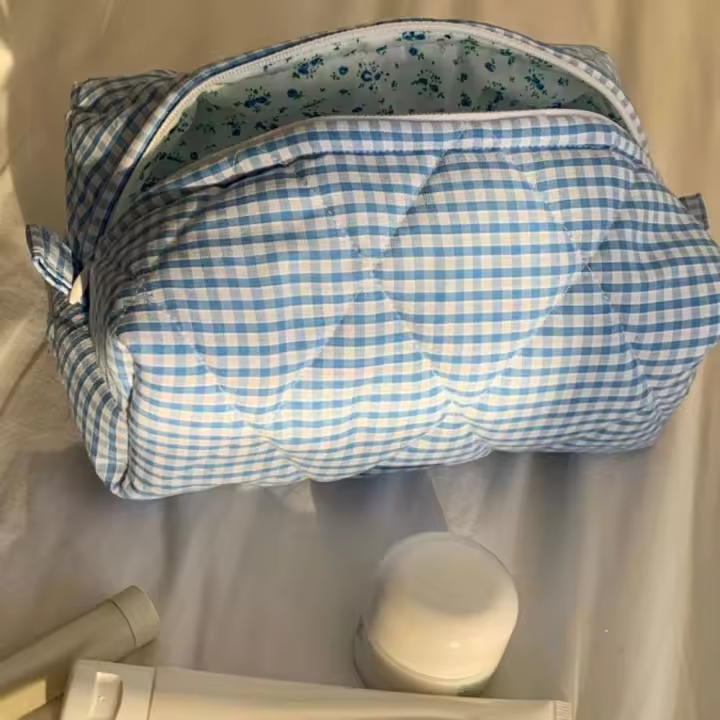 Bolsa de maquillaje acolchada de algodón a cuadros, bolso de cuidado de la piel de gran capacidad con cremallera, bolsa de almacenamiento de cosméticos de viaje - 1