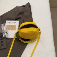 TQNORYCDIL Bolso bandolera con estampado de limones para mujer - Bolso de hombro redondo pequeño sintético amarillo y rosa con cierre de cremallera, forro de poliéster para atuendos casuales y formales, bolso bandolera, accesorio de moda, diseño divertido - details 2