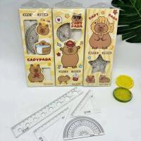 Juego de 3 reglas de dibujos animados Capybara, conjunto de papelería, combinación multifuncional, regla triangular, transportador de dibujo - details 1
