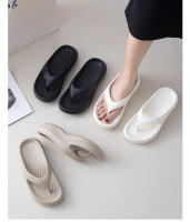 Nuevas chanclas de verano para mujer, antideslizantes y desodorantes, a la moda, versátiles, de playa, premium, tipo pinchazo. - details 18