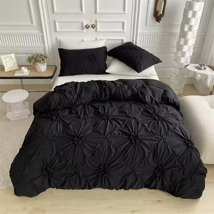 Juego de Ropa de Cama con Flores Torsas de Alta Calidad Duvet Cover Set Pleatado Artesanal Cubierta de Manta Doble para Colchón y Cama Reina - 1