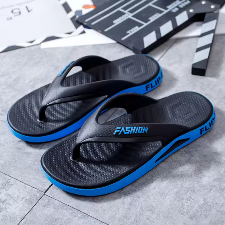Chanclas antideslizantes de moda para hombre, sandalias deportivas de PVC para el baño en casa, zapatillas planas informales para niños - 1