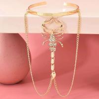 Brazalete de Hojas Doradas Encanto de Torsión para Mujeres Brazalete de Diosa Grieca - details 24
