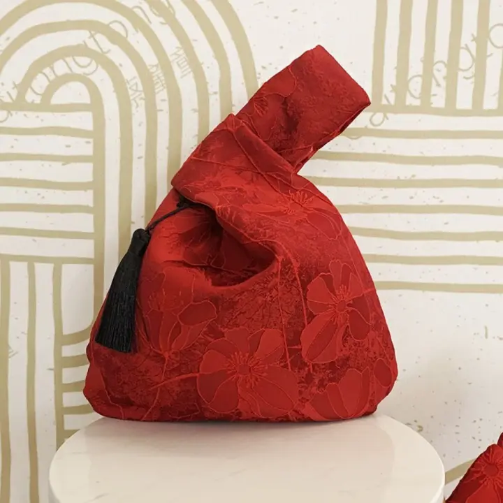 Bolso de mano rojo de lona con borlas, bolsa de almacenamiento, bolso de mano rojo, bolso de dulces de boda, regalo de Año Nuevo, bolso de muñeca con nudo bordado - 1