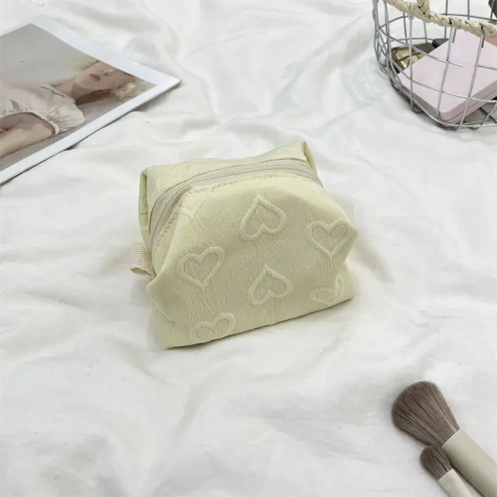 Mini bolsa de cosméticos con bordado de corazón, monedero, bolsa de embalaje de joyería, pequeña bolsa de maquillaje, tarjetero multifuncional, bolsa de lápiz labial diaria - 1