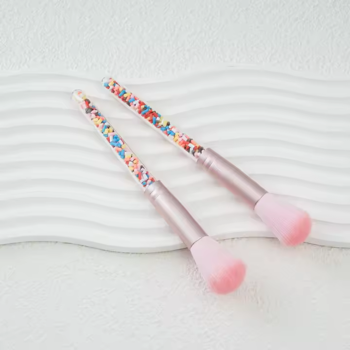 Brocha de maquillaje individual Candy Loose Powder Blush Pink con diamante Rainbow Ice Cream Brocha de maquillaje navideña - 1