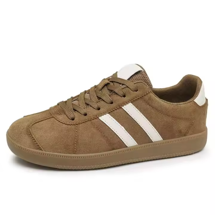 Nuevo diseñador de moda plano 2025 para hombres de alta calidad, zapatos deportivos casuales de gamuza real para jóvenes, precio bajo - 1