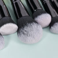 Juego de 15 Pinceles de Maquillaje de Alta Gama Negro, Juego Completo, Pincel para Polvo Suelto, Pincel para Sombras de Ojos, Rubor, Herramienta de Belleza Multifuncional - details 2