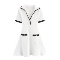 Vestido acanalado con botones de metal elegante a la moda para mujer nuevo estilo 4770/154/084 - details 1