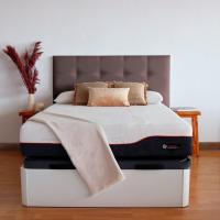 Cabecero tapizado acolchado para dormitorio, modelo Tablet largo en tela antimanchas gris antracita y medidas 151 x 125 cm para camas de 135 o 150 cm. - details 9