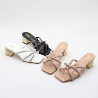 Sandalias de tacón con tira fina y strass - details 1
