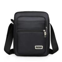 Bolso De Hombro Para Hombre Capacidad Grande Resistente Al Agua Multi Capa Estilo Casual Para Negocios Y Ocio Bolsa Bandolera Veraniega - details 0