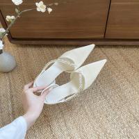 Tacones altos nuevo diseño de nicho temperamento pies no cansados ​​diamantes de imitación blanco stiletto zapatos de boda hueco sandalias - details 25