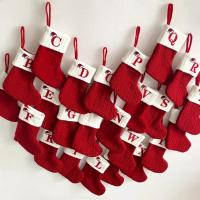 Medias de punto navideñas con letras rojas, calcetines de lana tejida, alfabeto bordado, colgante de árbol de Navidad - details 5