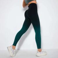 Malla de color degradado sin costuras para mujer, pantalones para correr Fiess con sandalia para realzar la cadera, pantalones de yoga de secado rápido - details 15