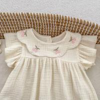 Pelele bordado floral con mangas con volantes de algodón para niñas de 0 a 2 años y diadema a juego, traje adorable y cómodo para bebés - details 5