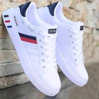 KOONEXY Zapatillas de deporte casuales de caña baja para hombre - Blancas con detalles de rayas, forro de tela transpirable y comodidad acolchada para deportes al aire libre y atuendos casuales para todas las estaciones, diseño de zapatos elegante, calzad - details 0