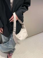 Bolso bandolera de cuero con cremallera, estilo retro europeo y americano, nuevo. - details 6