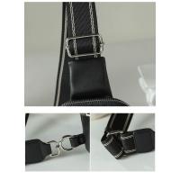 Nuevo bolso pequeño para el pecho, bolso para mujer, bolso de mensajero de cuero suave para mujer - details 20