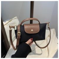 Bolso Cuadrado Pequeño De Moda Para Mujer, Nuevo Bolso De Bola De Masa Hervida Portátil Bolso De Mensajero Premium - details 12