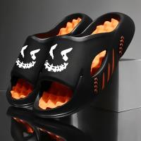 OURANNI Zapatillas deportivas ligeras con estampado de dibujos animados para hombre, para interior/exterior, para ducha, vacaciones en la playa, modernas y versátiles para uso diario informal de parejas, estructura duradera de EVA, diseño unisex - details 11