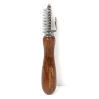 Peine de Metal para el cuidado del pelo de perro, mango de madera de 15x4cm, peine para el pelo de gato, cepillo y rastrillo duradero, peine de masaje de belleza para mascotas - details 3