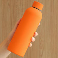 Botella de agua de acero inoxidable con acabado mate |   Botella de viaje aislada al vacío |   Botella de agua caliente y fría |   Botella de agua con acabado de goma lisa - details 2
