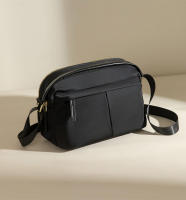 Bolso cruzado para mujeres, bolso de hombro versátil y personalizado, bolso de viaje de color sólido, bolso de almohada simple - details 12