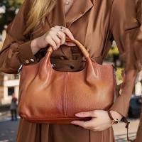 Bolso de mano elegante para mujer, bolso informal de gran capacidad con correa ajustable, color sólido, cierre de cremallera, forro de poliéster, borde pintado, versátil para los desplazamientos diarios, negro/marrón - details 5