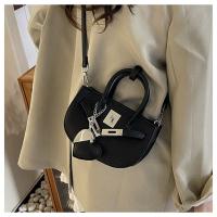 Bolsa de sillín portátil simple para mujer 2025 nueva bolsa de mensajero de hombro de tendencia de moda de estilo extranjero - details 18