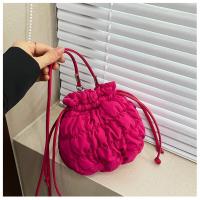 Dulce bolso de cubo con cordón de estilo coreano, bolso de rejilla, pequeño bolso cruzado, bolso para teléfono móvil, bolso de hombro de nailon de Color sólido, viaje - details 29