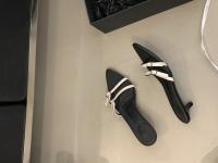 Zapatillas geniales de tacón bajo de moda de nicho para las nuevas zapatillas abiertas de tacón fino con tiras finas para mujer - details 10