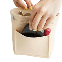 Bolsa de viaje portátil de fieltro para maquillaje, cubiertos y accesorios de higiene personal con brochas - details 0