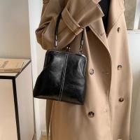 Bolso de hombro elegante con cierre de beso, bolso cruzado de estilo chino Retro de cuero PU, bolso de mujer Vintage de gran capacidad de Color sólido - details 23