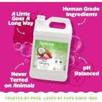 Tropiclean Champú para Mascotas - Limpieza Profunda - Limpia, Humecta, Acondiciona la Piel y el Mantillo I para Perros y Gatos I Sin Parabenos, Colorantes, Jabones - Frutos del Bosque y Coco, 3,78 L - details 3
