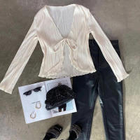 Camisas lisas plisadas para mujer, cárdigan acampanada de manga larga con cuello en V, Tops informales para fiesta y calle - details 5