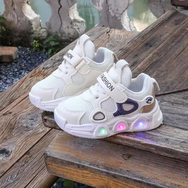 Nuevos zapatos ligeros para niños de malla transpirable, zapatos deportivos para niños intermitentes, niña, niño, papá, zapatos de moda. - 1