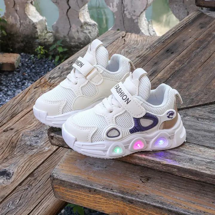 Nuevos zapatos ligeros para niños de malla transpirable, zapatos deportivos para niños intermitentes, niña, niño, papá, zapatos de moda. - 1