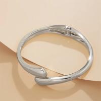 Brazalete de Metal Ancho Diseño de Gota de Agua Gruesa Pulsera Trenzada Irregular Gruesa - details 10
