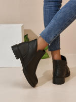 Botas de moda de caña baja de gran tamaño, otoño e invierno 2025, nuevas botas de mujer de gran tamaño europeas y americanas de tacón bajo con cremallera lateral. - details 6
