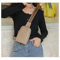 Nuevo bolso pequeño para el pecho, bolso para mujer, bolso de mensajero de cuero suave para mujer - details 12