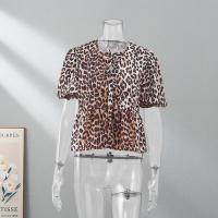 Elegante camisa delgada con tirantes huecos de leopardo blusa y relajada para mujeres blusa de manga corta de cuello o blusa - details 4