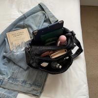 Bolso de hombro de mezclilla para mujer, bandolera de color sólido a la moda con correa ajustable, cierre de cremallera, forro de poliéster, bolso de viaje estilo coreano - details 16