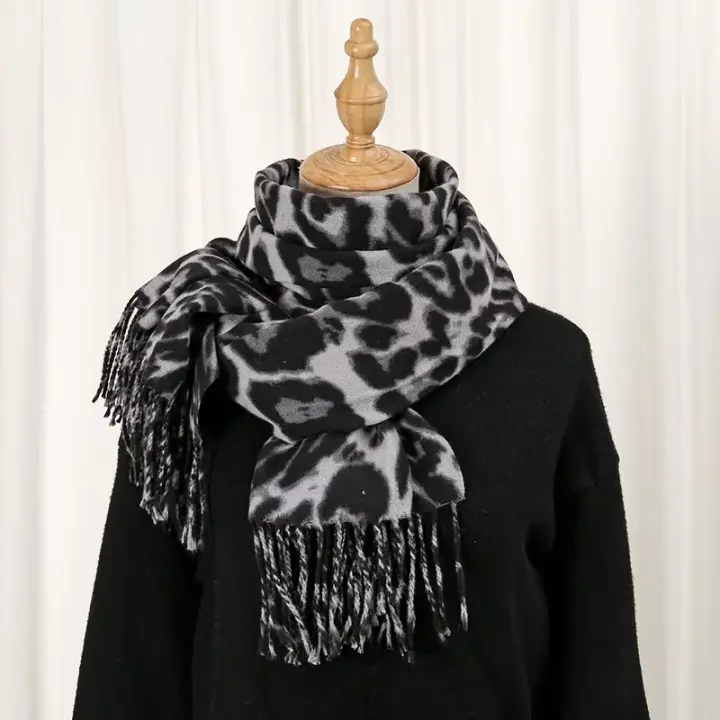 Bufanda de Cachemira de Leopardo para Mujer Bufanda Gruesa con Borlas Manta Cálida para Invierno - 1
