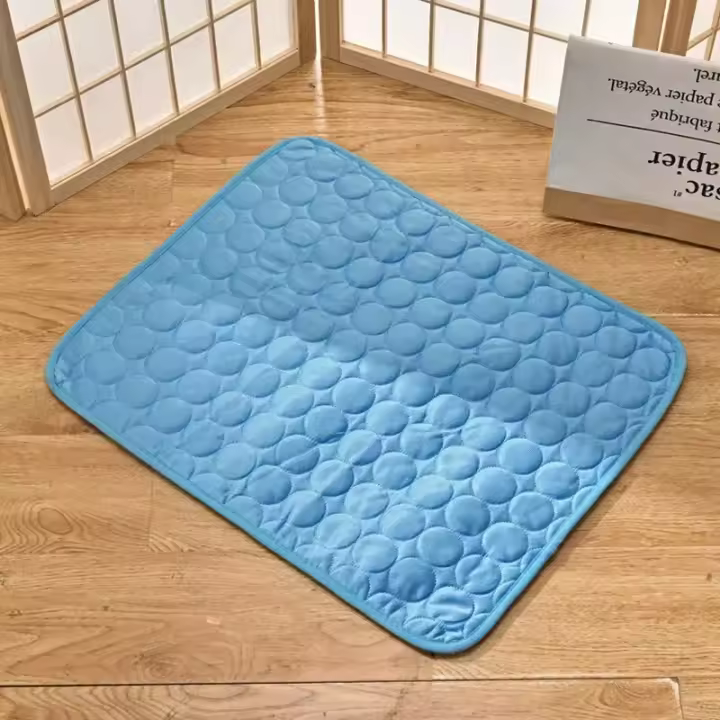 Almohadilla de hielo de verano para mascotas, alfombrilla de seda para perros, almohadilla fresca para gatos, 1 pieza - 1