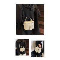 Diseño de nicho de moda llevado a mano caja bolsa de las mujeres 2025 verano nuevo bolso de hombro retro bolso de mensajero casual de alto valor - details 14